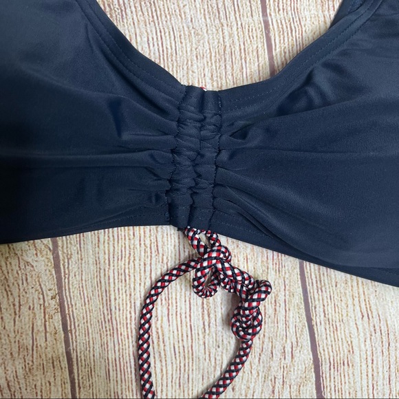 Tommy Hilfiger Sky Captain Ruched Cap Sleeve Bikini Swim Top Size Large - Picture 5 of 10